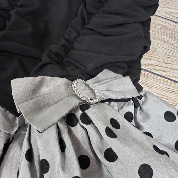 IZ Amy Byer Silver/Black Polka Dot Party D… - Picture 4 of 6